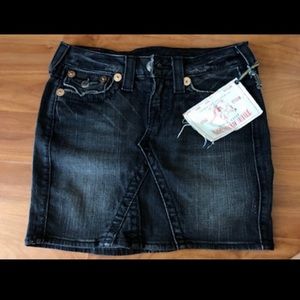 True religion black jean skirt. Size 25